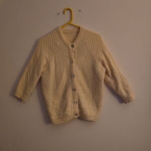 Cream Textured, Vintage, Fully Fashioned Women's 100% Cashmere Sweater.